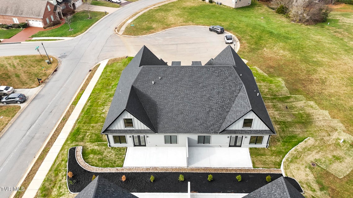 Photo #7: 2336 Sydney Court