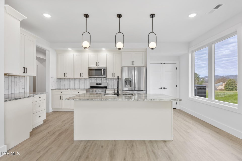 Photo #16: 2336 Sydney Court