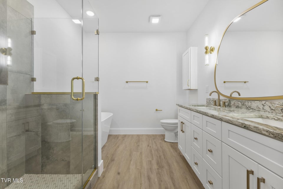 Photo #28: 2336 Sydney Court