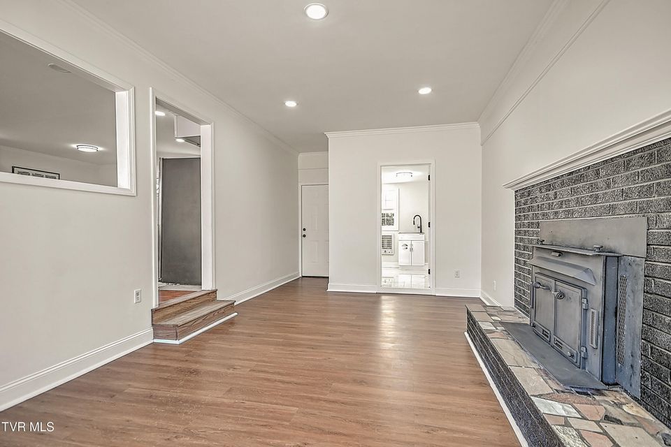 Photo #14: 371 H Heaton Road