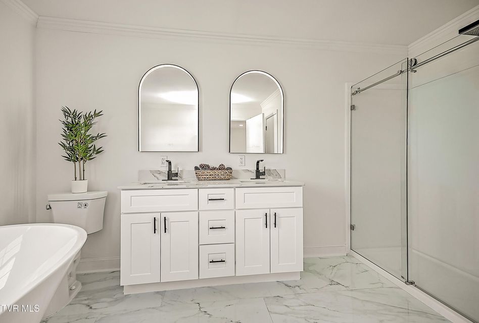 Photo #33: 371 H Heaton Road