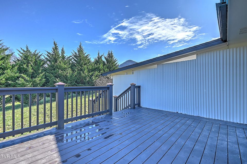 Photo #37: 371 H Heaton Road