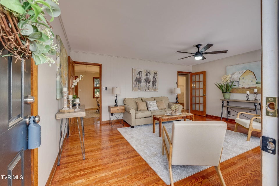 Photo #5: 131 Deadrick Drive