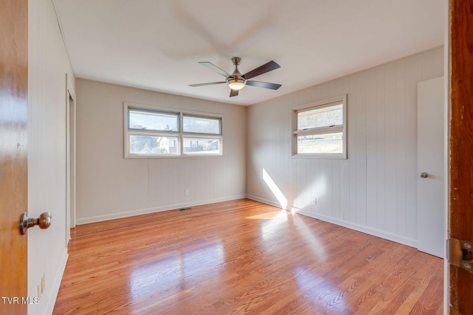 Photo #14: 131 Deadrick Drive