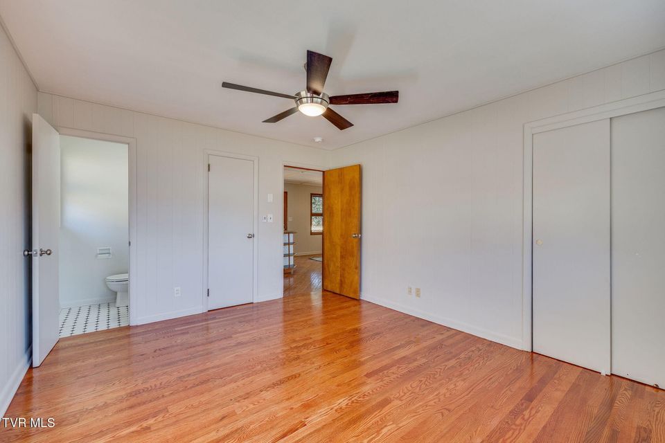 Photo #15: 131 Deadrick Drive