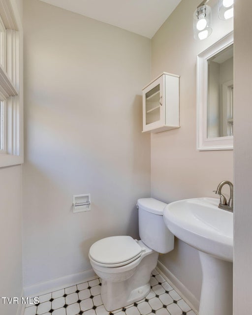 Photo #17: 131 Deadrick Drive