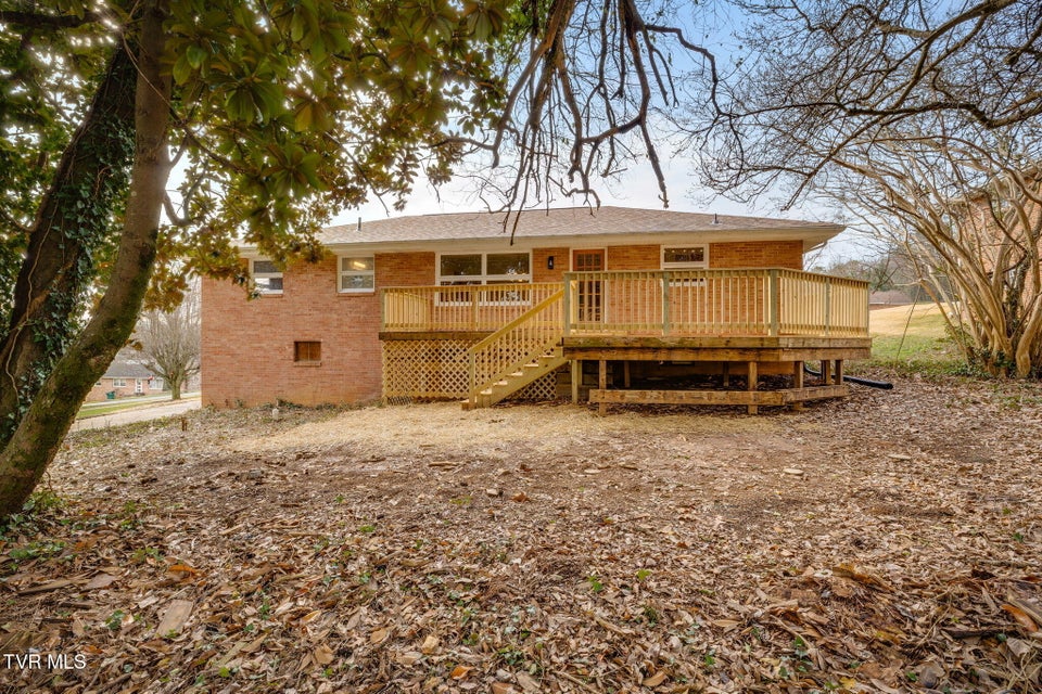 Photo #27: 131 Deadrick Drive