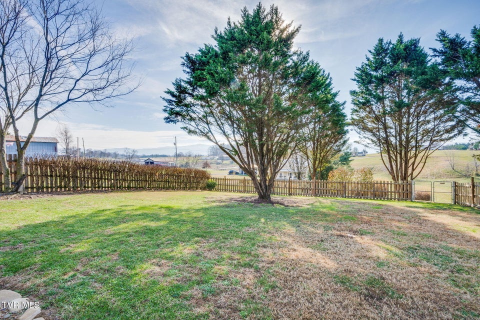 Photo #38: 320 Barren Road