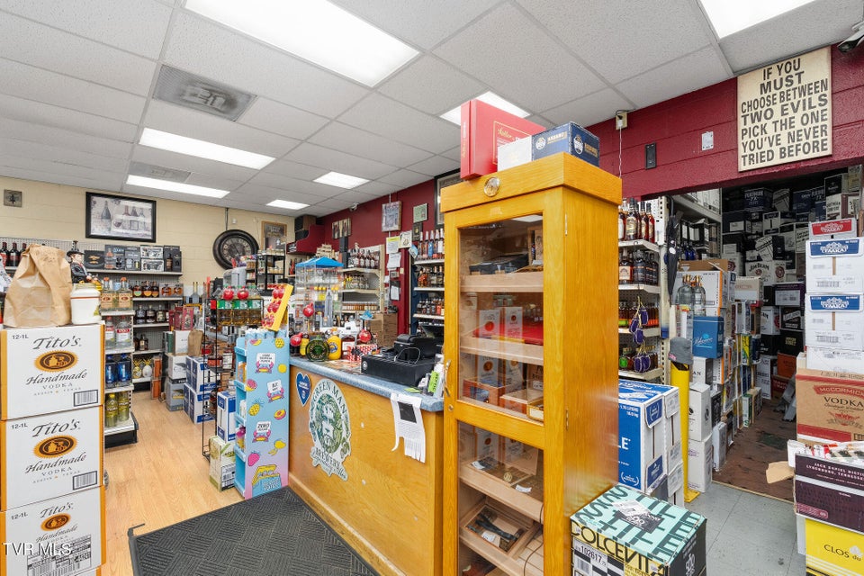 Photo #16: 200 Summer Street