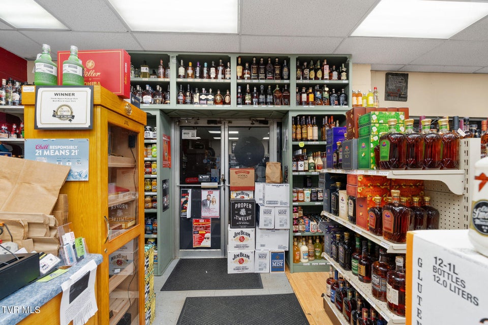 Photo #43: 200 Summer Street