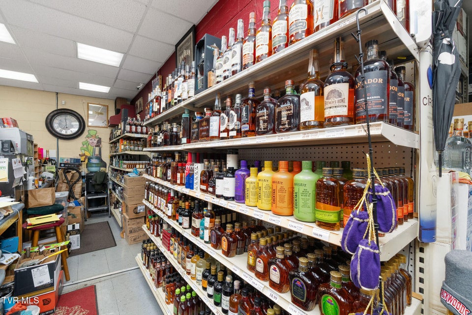 Photo #45: 200 Summer Street