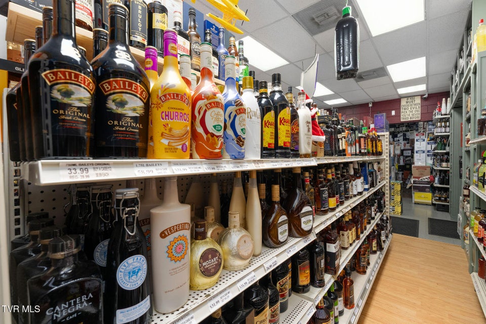 Photo #21: 200 Summer Street