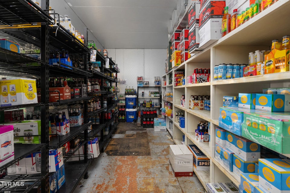 Photo #49: 200 Summer Street