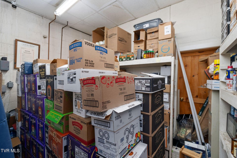 Photo #52: 200 Summer Street