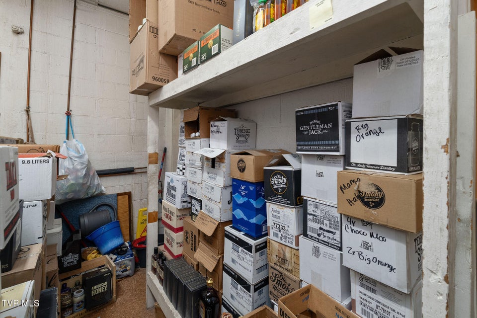 Photo #54: 200 Summer Street