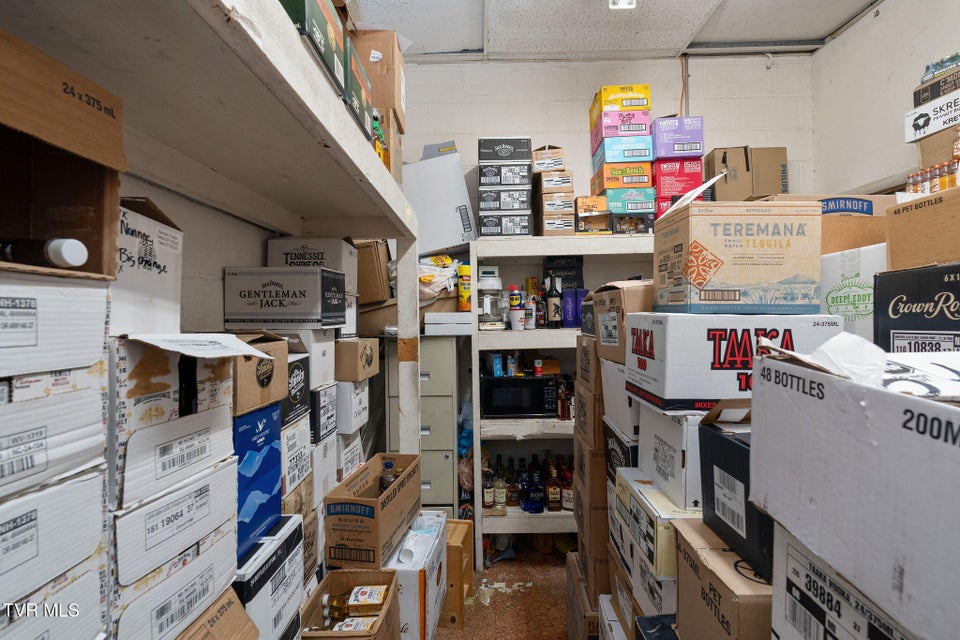 Photo #55: 200 Summer Street