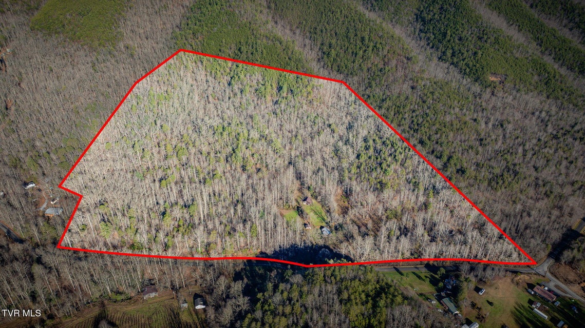 Photo #2: 4035 Lindsey Gap Road