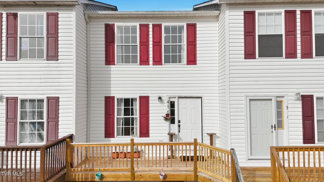 Photo #2: 41 Tulip Grove Circle