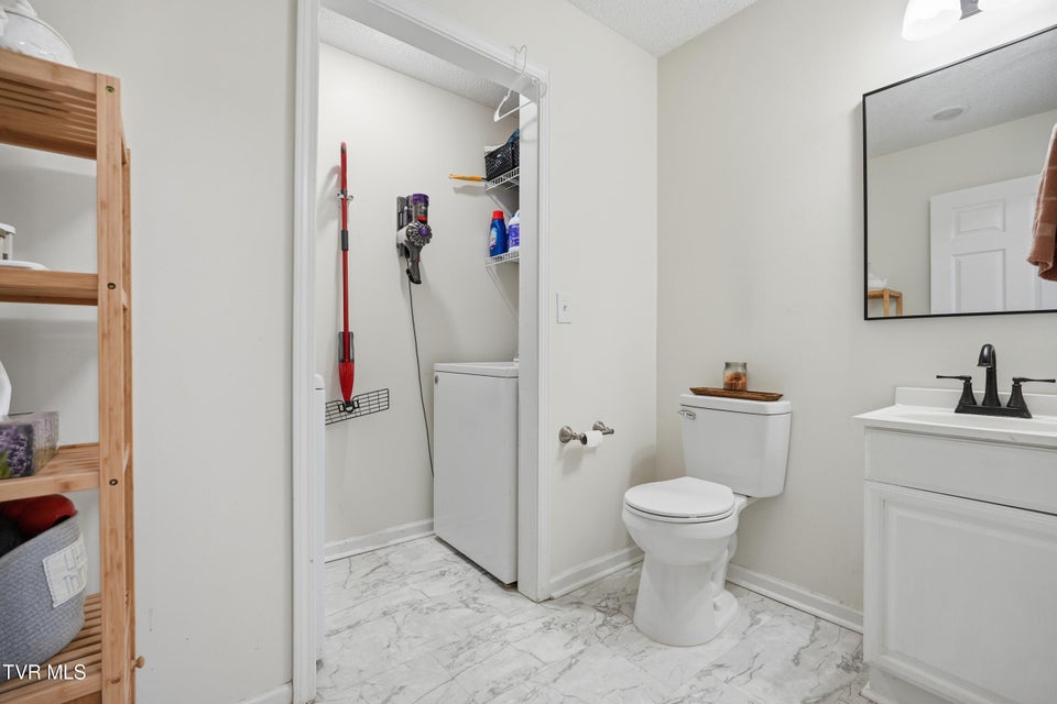 Photo #9: 41 Tulip Grove Circle