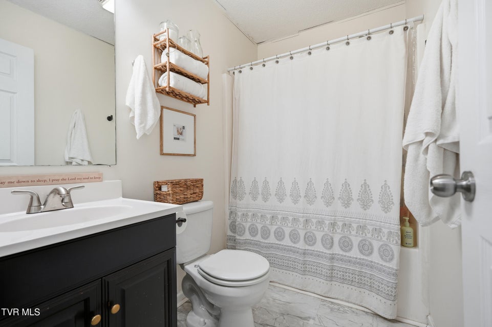 Photo #16: 41 Tulip Grove Circle