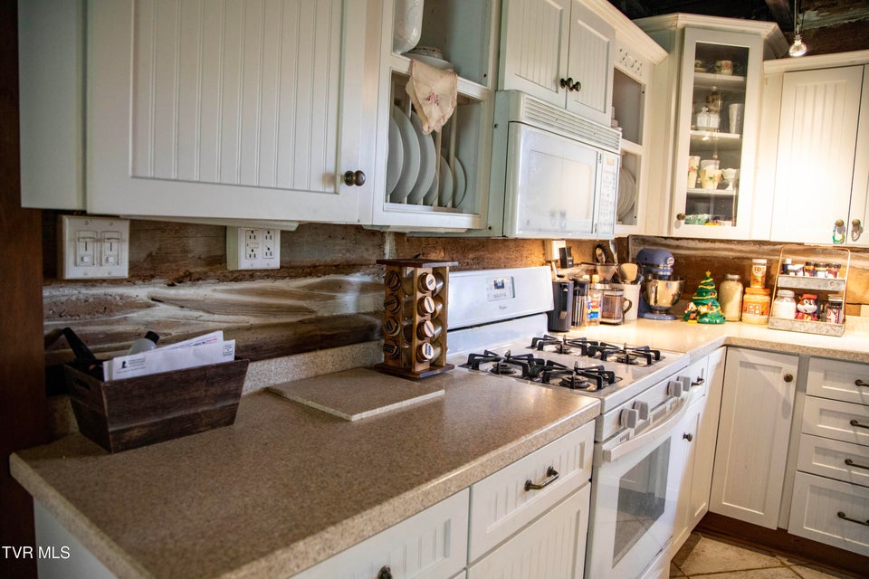 Photo #13: 20217 Shadowood Circle