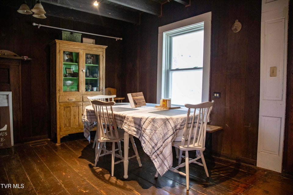 Photo #8: 20217 Shadowood Circle