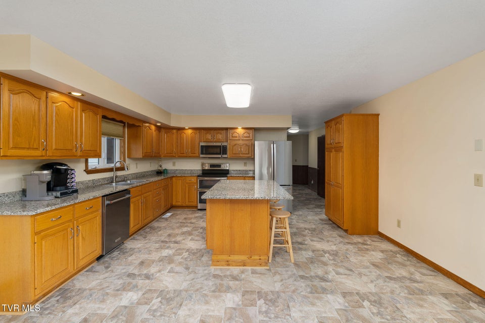 Photo #13: 1385 Wilhoit Road