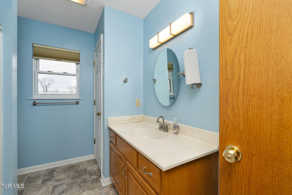 Photo #42: 1385 Wilhoit Road