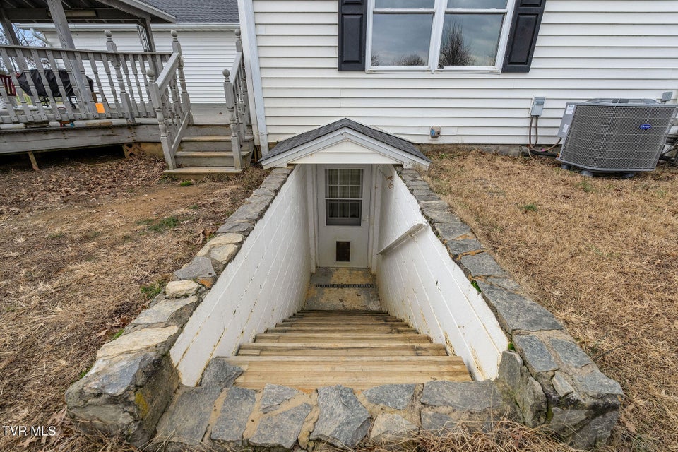 Photo #79: 1385 Wilhoit Road