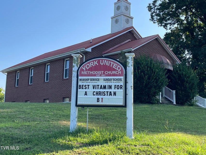 Photo #7: 162 York Drive