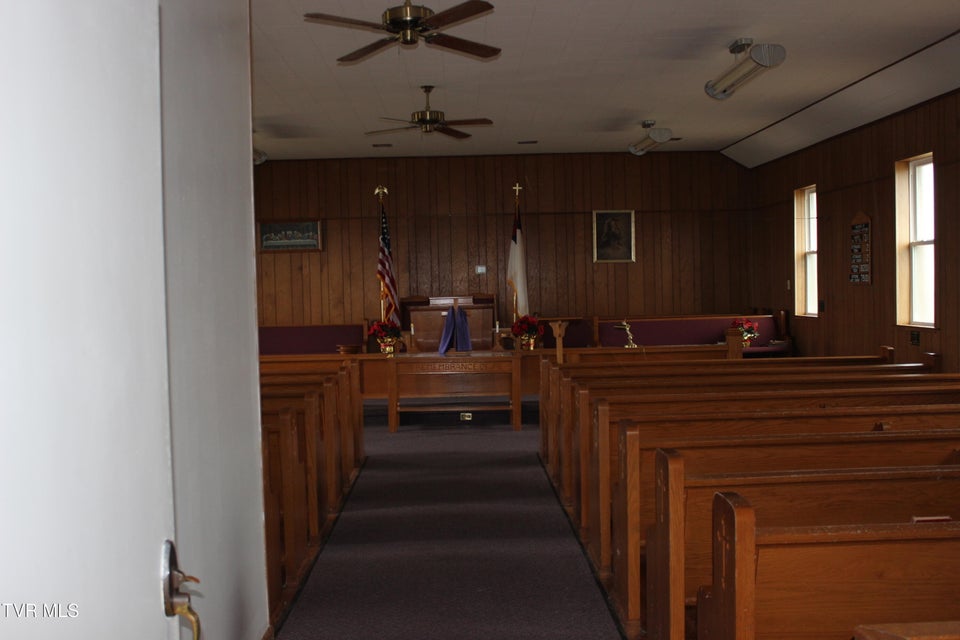 Photo #17: 162 York Drive