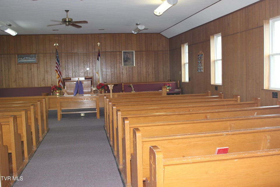 Photo #13: 162 York Drive