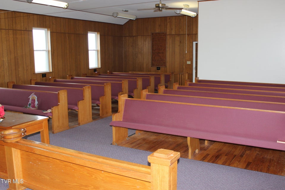 Photo #27: 162 York Drive