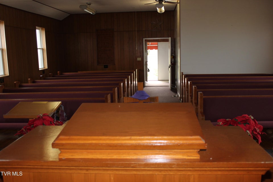 Photo #28: 162 York Drive