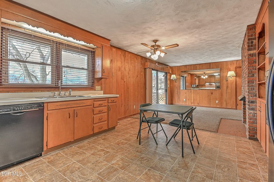 Photo #12: 420 Terry Drive