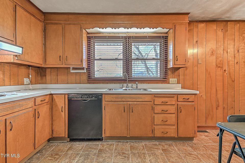 Photo #13: 420 Terry Drive