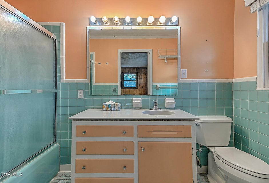 Photo #22: 420 Terry Drive