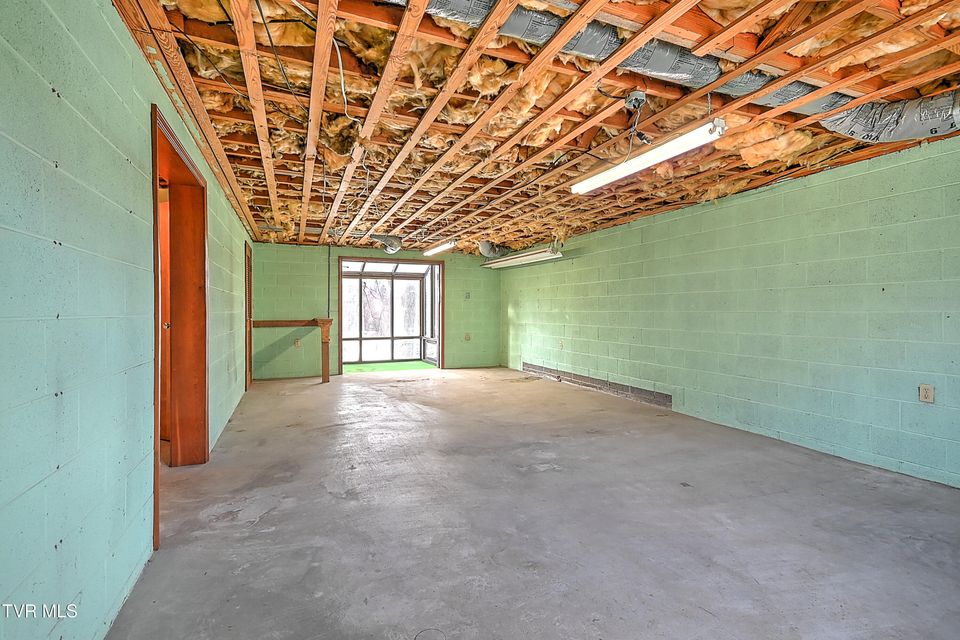 Photo #28: 420 Terry Drive