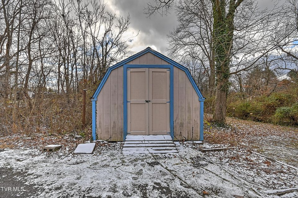 Photo #32: 420 Terry Drive