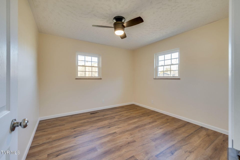 Photo #22: 365 Lakeway Road