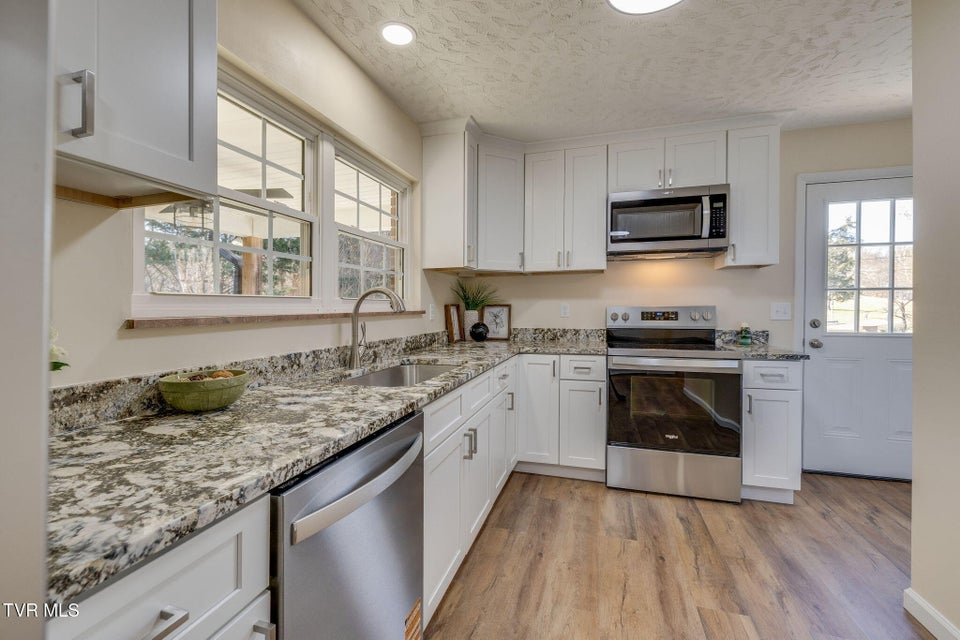 Photo #13: 365 Lakeway Road