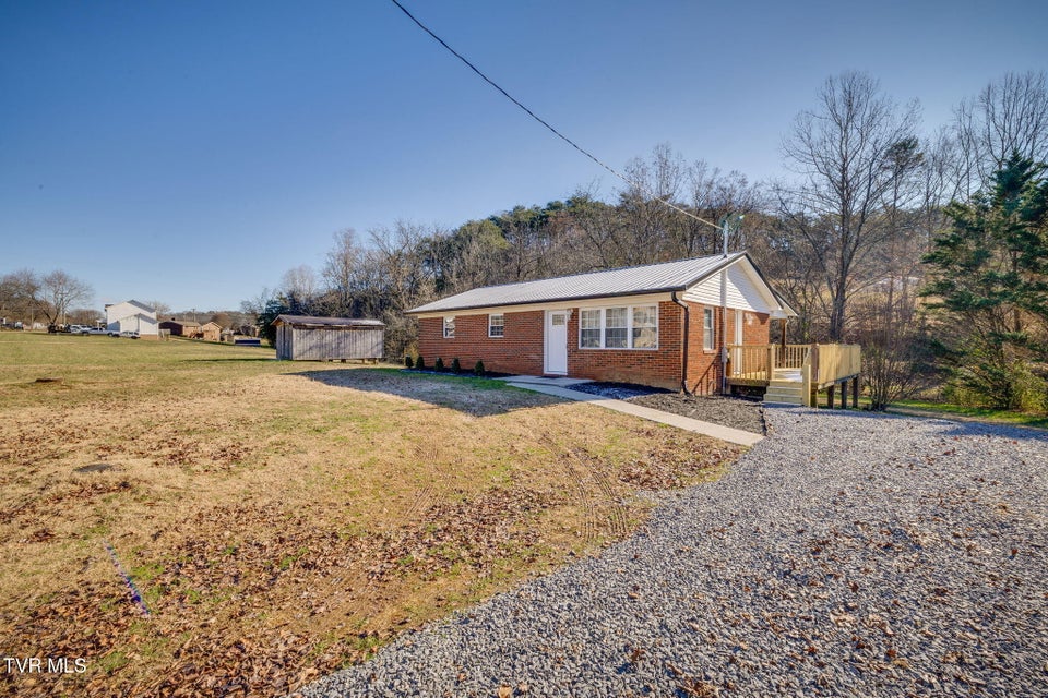 Photo #31: 365 Lakeway Road