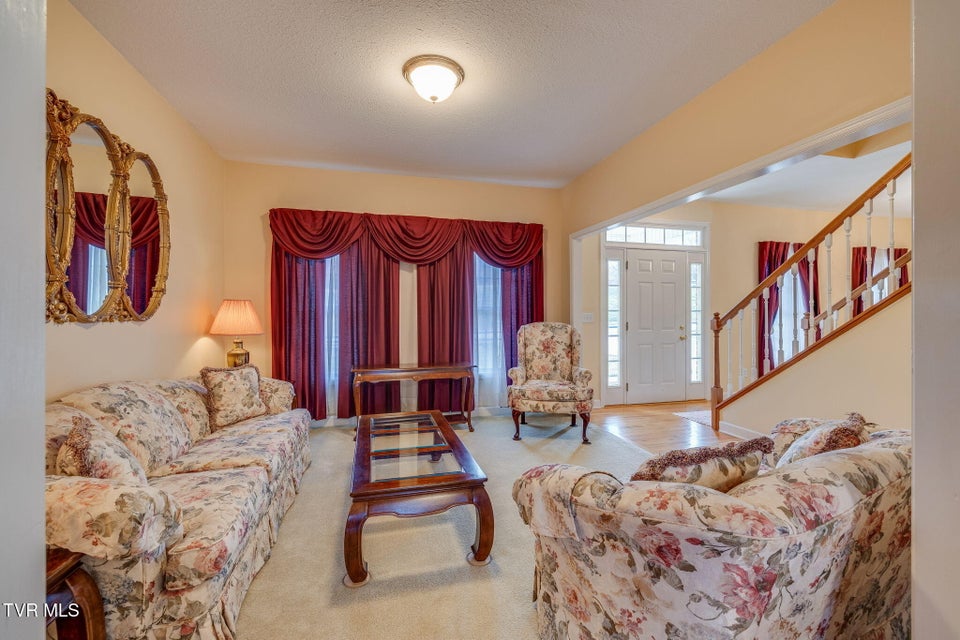 Photo #9: 1402 Lake Ridge Square