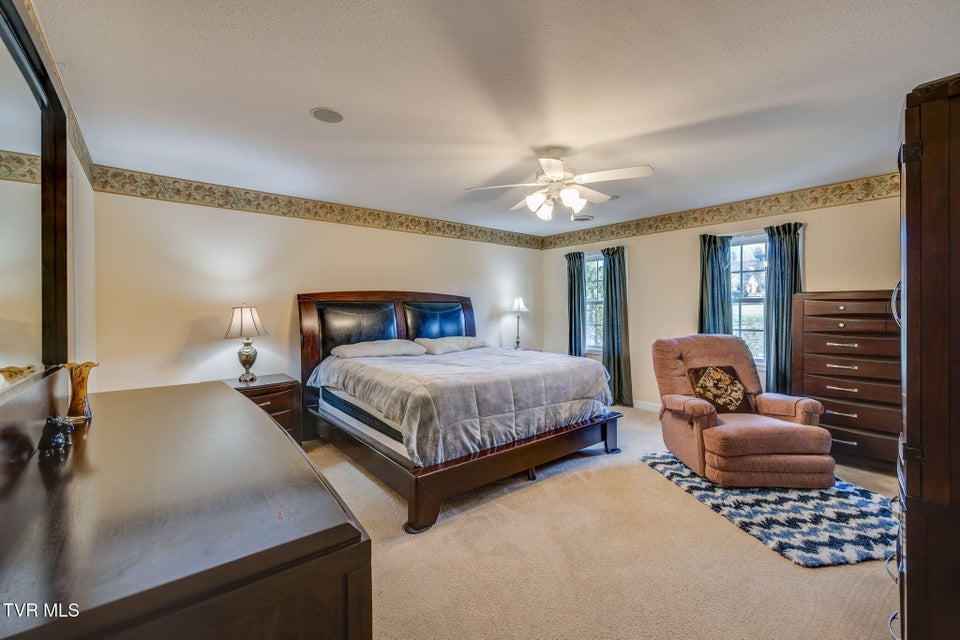 Photo #20: 1402 Lake Ridge Square