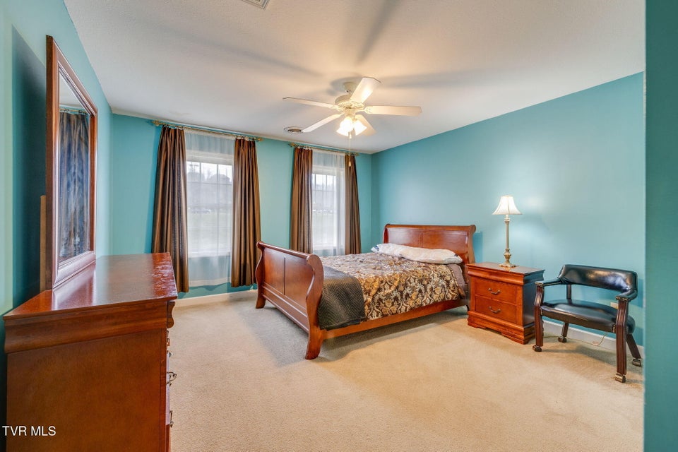 Photo #26: 1402 Lake Ridge Square