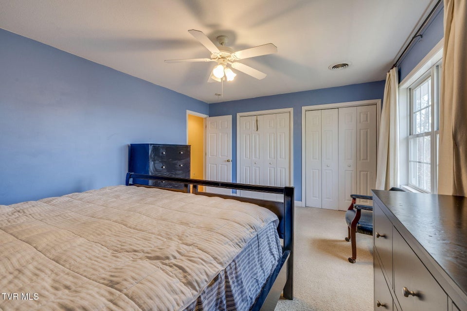 Photo #32: 1402 Lake Ridge Square