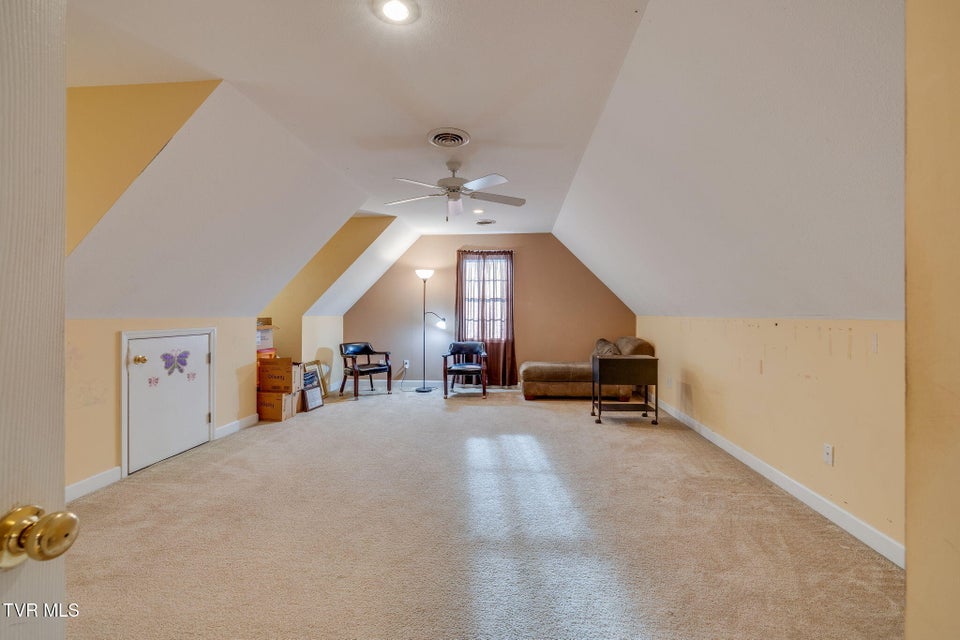 Photo #33: 1402 Lake Ridge Square