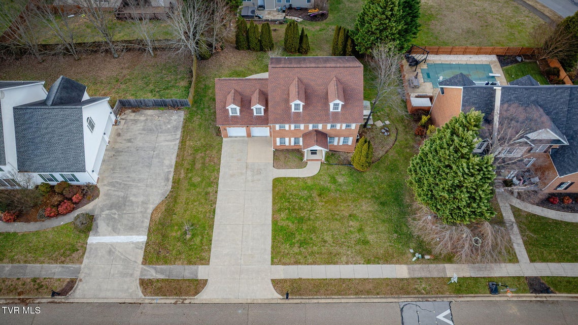 Photo #52: 1402 Lake Ridge Square