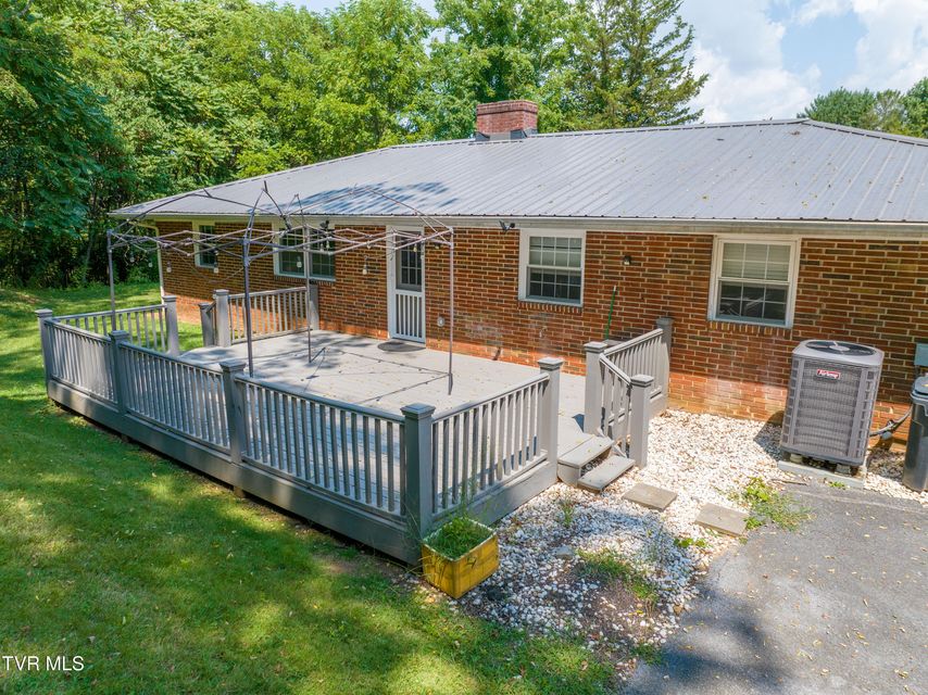 Photo #33: 129 Grove Park Drive