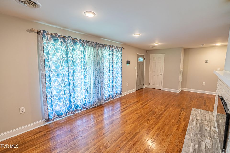 Photo #7: 129 Grove Park Drive